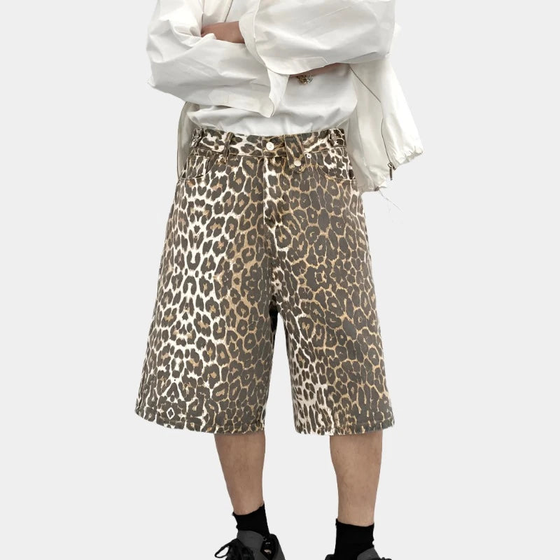 retro-leopard-print-shorts_1.jpg