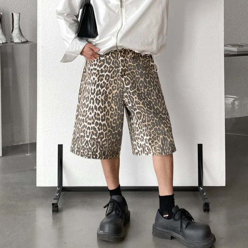retro-leopard-print-shorts_4.jpg